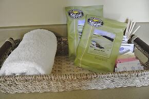 The Green Bridge Inn