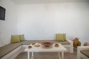 George & Irene Hotel