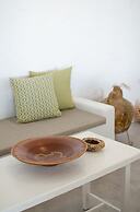 George & Irene Hotel