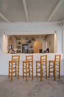 George & Irene Hotel