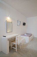 George & Irene Hotel