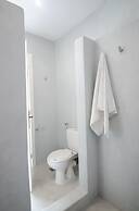 George & Irene Hotel