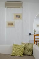 George & Irene Hotel