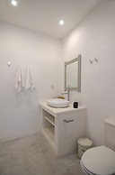 George & Irene Hotel