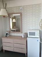 Fish Tales Boardwalk Inn