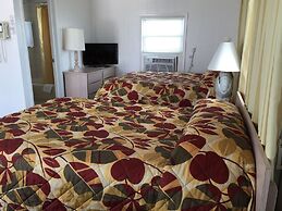 Fish Tales Boardwalk Inn