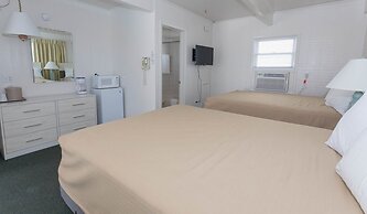 Fish Tales Boardwalk Inn