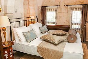 Mardius Tarihi Konak