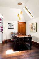 Brava House Bed and Breakfast