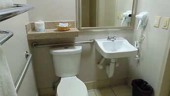 Corcoran Country Inn