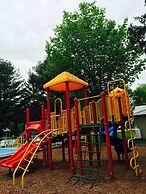 Perry's Motel and Cottages