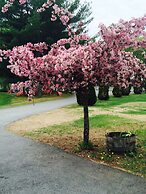 Perry's Motel and Cottages