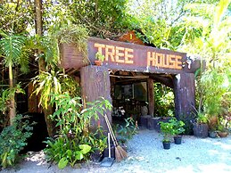 Khao Sok Tree House