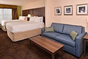 Holiday Inn Express & Suites Dearborn SW - Detroit Area by IHG