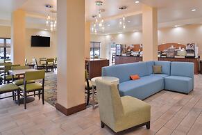 Holiday Inn Express & Suites Dearborn SW - Detroit Area by IHG