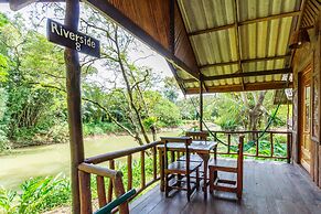 Khao Sok Riverside Cottage