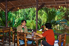Khao Sok Riverside Cottage