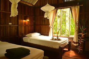 Khao Sok Riverside Cottage