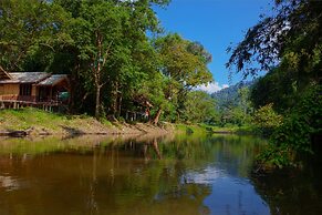 Khao Sok Riverside Cottage