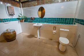 Khao Sok Riverside Cottage