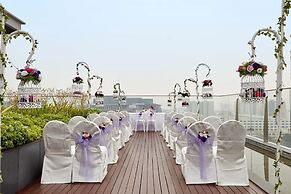 Aqueen Hotel Paya Lebar