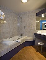 Hôtel Restaurant Spa Parenthèse