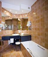 Hôtel Restaurant Spa Parenthèse