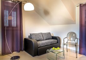 Split Oasis Apartments