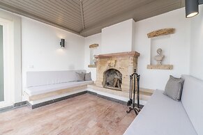 Elementa Boutique Hotel