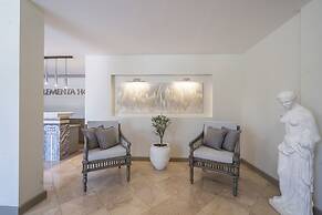 Elementa Boutique Hotel