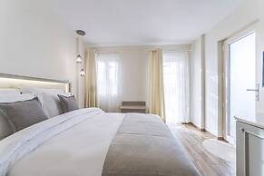 Elementa Boutique Hotel