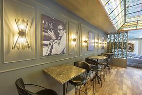 Elementa Boutique Hotel