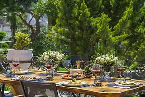 Elementa Boutique Hotel