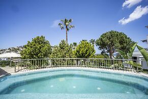 Elementa Boutique Hotel