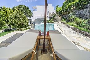 Elementa Boutique Hotel