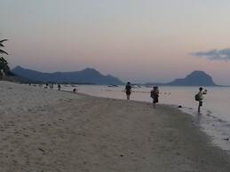 Krishangel Beach Apartment