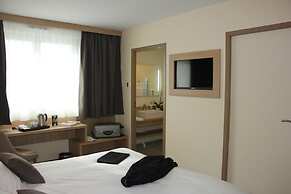 Brit Hotel Montargis