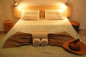 Lefka Hotel, Apartments & Studios