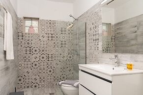 Lefka Hotel, Apartments & Studios