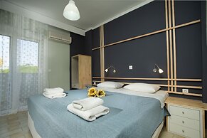 Lefka Hotel, Apartments & Studios