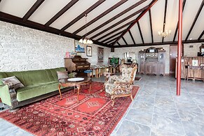 Boutique Hotel Anna by EJ Hotels