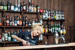 Boutique Hotel Anna by EJ Hotels