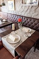 Boutique Hotel Anna by EJ Hotels