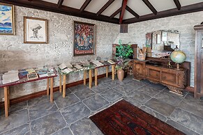 Boutique Hotel Anna by EJ Hotels