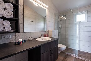 Boutique Hotel Anna by EJ Hotels