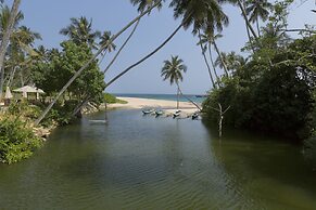 Anantara Peace Haven Tangalle Resort