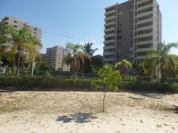 Island Breeze Studio