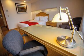 Hotel Horizon and Convention Center