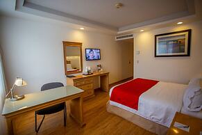 Hotel Horizon and Convention Center