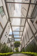 Hotel Horizon and Convention Center